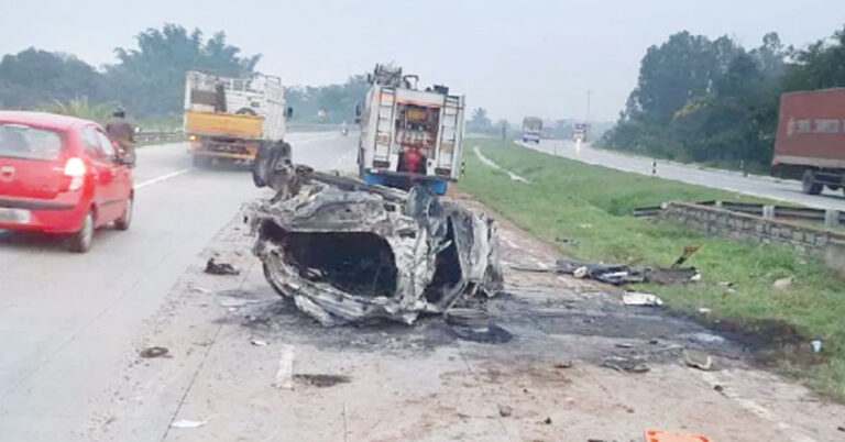 ಭೀಕರ ಅಪಘಾತ : ತಾಯಿ-ಮಗು ಸಜೀವ ದಹನ