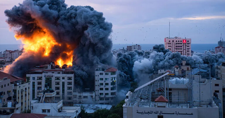 ಇಸ್ರೇಲ್-ಹಮಾಸ್ ಯುದ್ಧದಲ್ಲಿ ರಕ್ತದೋಕುಳಿ, ಸಾವಿರಾರು ಮಂದಿ ಬಲಿ