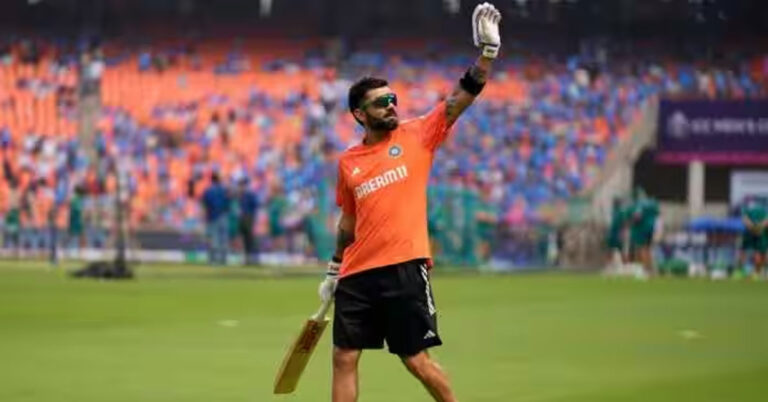 ಅಭ್ಯಾಸದ ವೇಳೆ ಅಭಿಮಾನಿಗಳ ಮನಗೆದ್ದ ಕೊಹ್ಲಿ