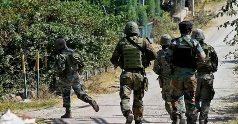 ಕಣಿವೆಯಲ್ಲಿ ಗುಂಡಿನ ಚಕಮಕಿ