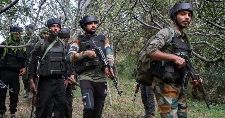 ಇಬ್ಬರು ಉಗ್ರರನ್ನು ಹೊಸಕಿಹಾಕಿದ ಸೇನೆ