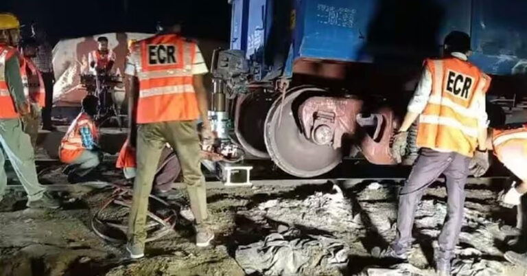 ಬಿಹಾರದಲ್ಲಿ ಹಳಿ ತಪ್ಪಿದ ಗೂಡ್ಸ್ ರೈಲು