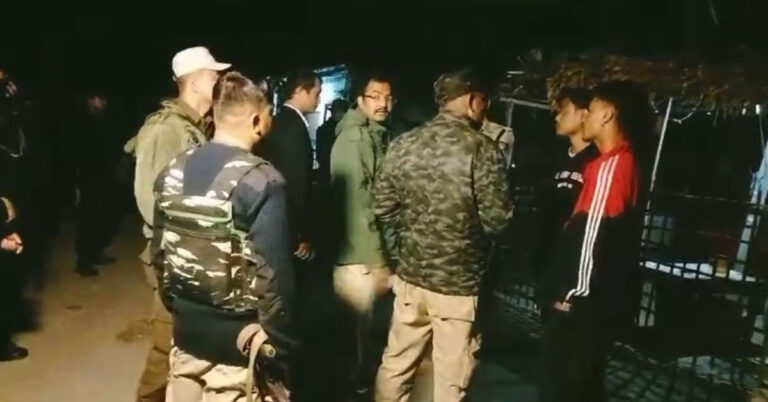 ಸೇನಾ ಶಿಬಿರದ ಮೇಲೆ ಗ್ರೆನೇಡ್ ದಾಳಿ