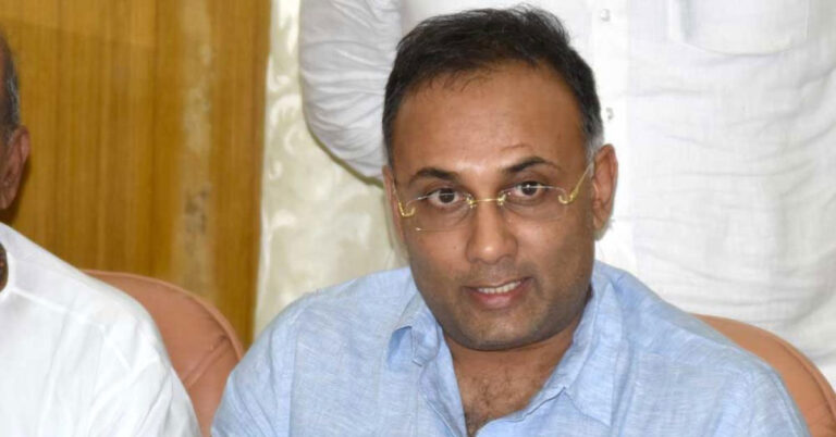 ಆರಂಭದಲ್ಲೇ ಕೊರೋನಾ ನಿಯಂತ್ರಣಕ್ಕೆ ಸರ್ಕಾರ ಸಿದ್ಧತೆ : ಗುಂಡೂರಾವ್ ಆರಂಭದಲ್ಲೇ ಕೊರೋನಾ ನಿಯಂತ್ರಣಕ್ಕೆ ಸರ್ಕಾರ ಸಿದ್ಧತೆ : ಗುಂಡೂರಾವ್