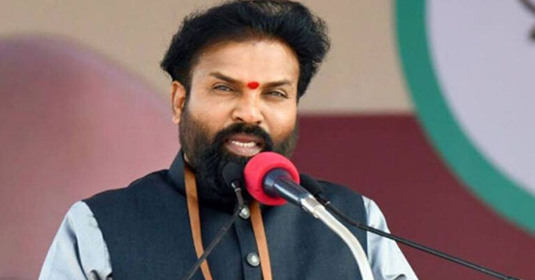 ಇಷ್ಟ ಇದೆಯೋ, ಇಲ್ಲವೋ ಹೈಕಮಾಂಡ್ ನಿರ್ಧಾರವನ್ನು ಒಪ್ಪಬೇಕು : ಶ್ರೀರಾಮುಲು