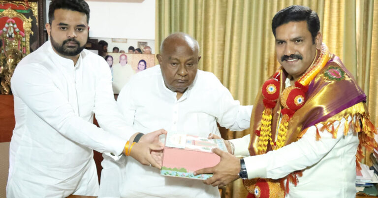 ದೇವೇಗೌಡರು, ಎಸ್.ಎಂ.ಕೃಷ್ಣ ಹಾಗೂ ಬೊಮ್ಮಾಯಿ ಭೇಟಿ ಮಾಡಿದ ವಿಜಯೇಂದ್ರ