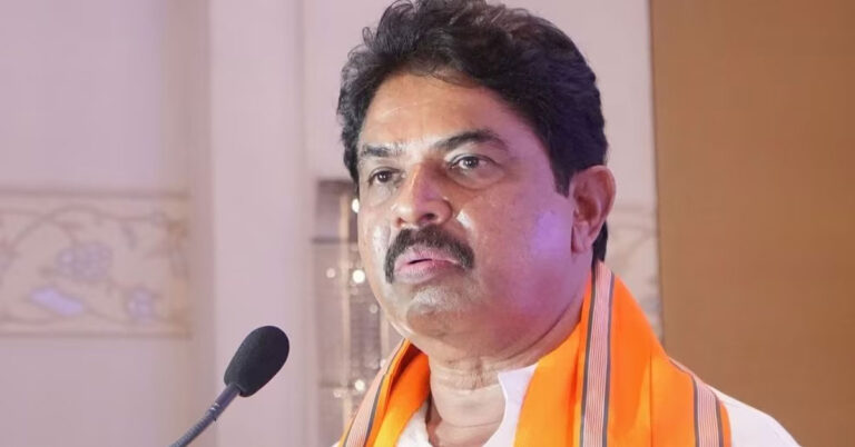 ದಲಿತರ ಹೆಸರು ಹೇಳಿ ಗೆದ್ದು ಅವರ ಹಣವನ್ನೇ ಲೂಟಿ ಮಾಡಿದ ಕಾಂಗ್ರೆಸ್ ಸರ್ಕಾರ : ಅಶೋಕ್ ಕಿಡಿ ದಲಿತರ ಹೆಸರು ಹೇಳಿ ಗೆದ್ದು ಅವರ ಹಣವನ್ನೇ ಲೂಟಿ ಮಾಡಿದ ಕಾಂಗ್ರೆಸ್ ಸರ್ಕಾರ : ಅಶೋಕ್ ಕಿಡಿ