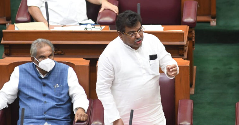 ಬಂಡವಾಳ ಹೂಡಿಕೆ ಸಮಾವೇಶಗಳಿಗಾಗಿ 88 ಕೋಟಿ ಖರ್ಚು ಬಂಡವಾಳ ಹೂಡಿಕೆ ಸಮಾವೇಶಗಳಿಗಾಗಿ 88 ಕೋಟಿ ಖರ್ಚು