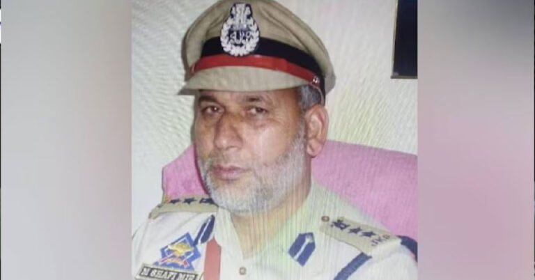 ಗುಂಡಿಕ್ಕಿ ನಿವೃತ್ತ ಪೊಲೀಸ್ ಅಧಿಕಾರಿ ಹತ್ಯೆ ಮಾಡಿದ ಉಗ್ರರು