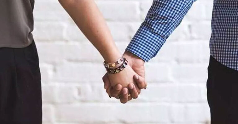 ಸ್ನೇಹಿತನ ಜೊತೆ ಸಹಕರಿಸುವಂತೆ ಪೀಡಿಸುತ್ತಿದ್ದ ಪತಿ ವಿರುದ್ಧ ದೂರು