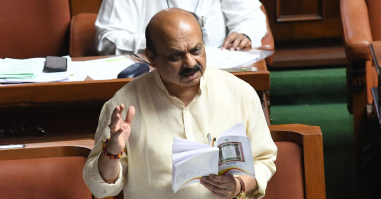ಸರ್ಕಾರದಿಂದ ಕಂದಾಯ ವೆಚ್ಚ ದುರ್ಬಳಕೆ : ಬೊಮ್ಮಾಯಿ ಆರೋಪ