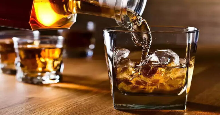 ಮದ್ಯಪ್ರೀಯರಿಗೆ ಶಾಕ್ ಕೊಟ್ಟ ಸಿದ್ದರಾಮಯ್ಯ..!