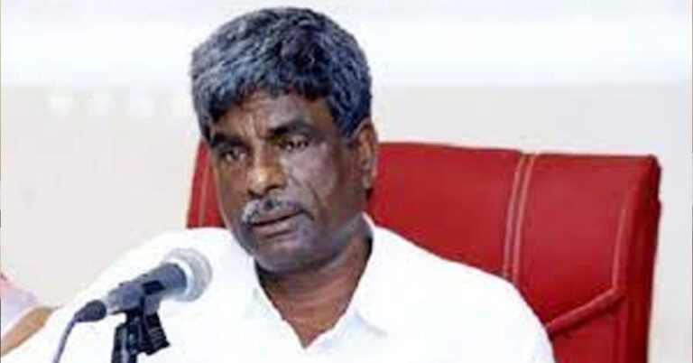 “ಸಂಪುಟದಿಂದ ವಜಾಗೊಳಿಸಿದರೆ ಉಳಿದವರ ಬಂಡವಾಳ ಬಯಲು ಮಾಡುವುದಾಗಿ ಬಿ.ನಾಗೇಂದ್ರ ಬ್ಲಾಕ್‌ಮೇಲ್‌ ಮಾಡಿದ್ದಾರೆ”