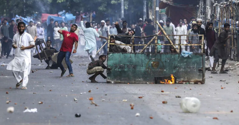 ಬಾಂಗ್ಲಾ ಹಿಂಸಾಚಾರದಲ್ಲಿ 105 ಮಂದಿ ಬಲಿ