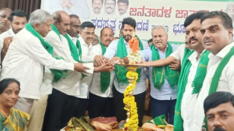 ದೇವೇಗೌಡರ ಕನಸು ಈಡೇರಿಸಲು ಕಾರ್ಯಕರ್ತರು ಕೆಲಸ ಮಾಡಬೇಕು : ನಿಖಿಲ್‌ ಕುಮಾರಸ್ವಾಮಿ