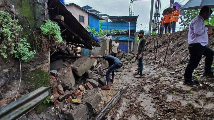 House collapse due to rain: Family saved from danger