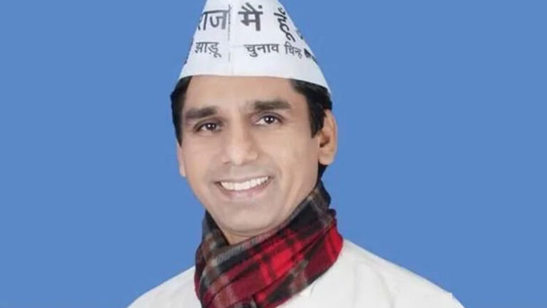 ಖುರಾನ್ಗೆ ಅಪಮಾನ ಮಾಡಿದ ಪ್ರಕರಣ : ಎಎಪಿ ಶಾಸಕನಿಗೆ ಜೈಲು ಶಿಕ್ಷೆ ಖುರಾನ್ಗೆ ಅಪಮಾನ ಮಾಡಿದ ಪ್ರಕರಣ : ಎಎಪಿ ಶಾಸಕನಿಗೆ ಜೈಲು ಶಿಕ್ಷೆ