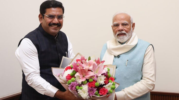 Vijayendra Meet PM