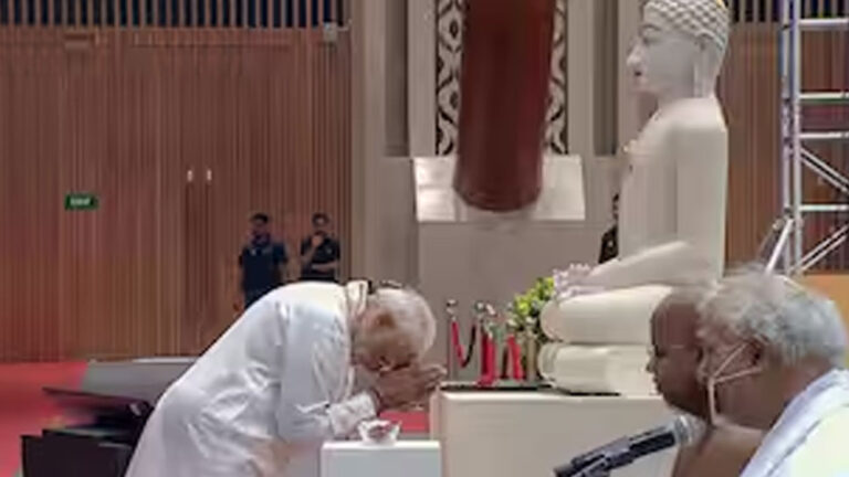 ಭಗವಾನ್ ಮಹಾವೀರರಿಗೆ ಪ್ರಧಾನಿ ಮೋದಿ ನಮನ