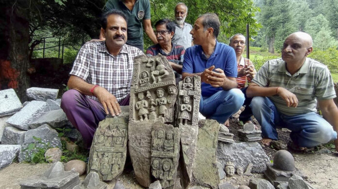 Ancient Hindu idols