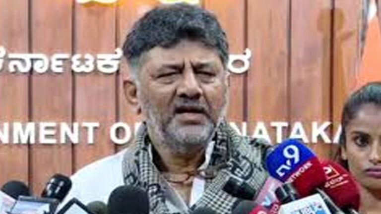 ಬಿಹಾರ ಚುನಾವಣೆ : ಕಾರ್ಮಿಕರಿಗೆ 3 ದಿನ ವೇತನ ಸಹಿತ ರಜೆ ನೀಡುವಂತೆ ಉದ್ಯಮಿದಾರರಲ್ಲಿ ಡಿಕೆಶಿ ಮನವಿ