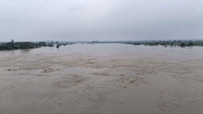 ಕೃಷ್ಣಾ-ಭೀಮಾ ನದಿ ತೀರದಲ್ಲಿ ಪ್ರವಾಹ ಸ್ಥಿತಿ, ರಕ್ಷಣೆ-ಪರಿಹಾರ ಕಾರ್ಯ ಕೈಗೊಳ್ಳಲು ಸಿಎಂ ಸೂಚನೆ