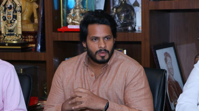 Nikhil Kumaraswamy