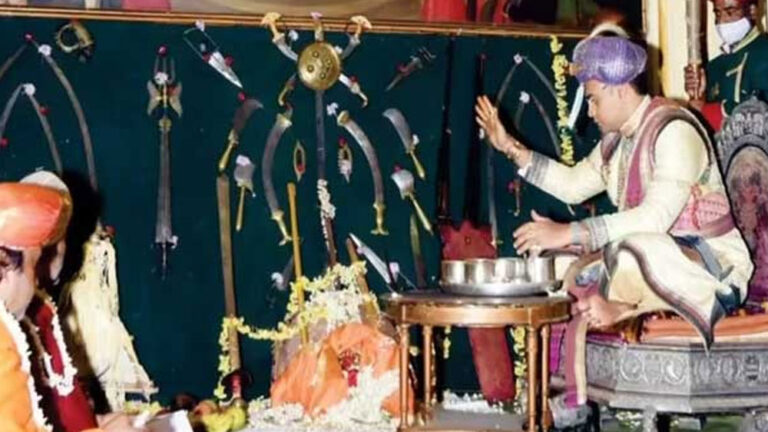 ಮೈಸೂರು ಅರಮನೆಯಲ್ಲಿ ಆಯುಧ ಪೂಜೆ ಸಂಭ್ರಮ