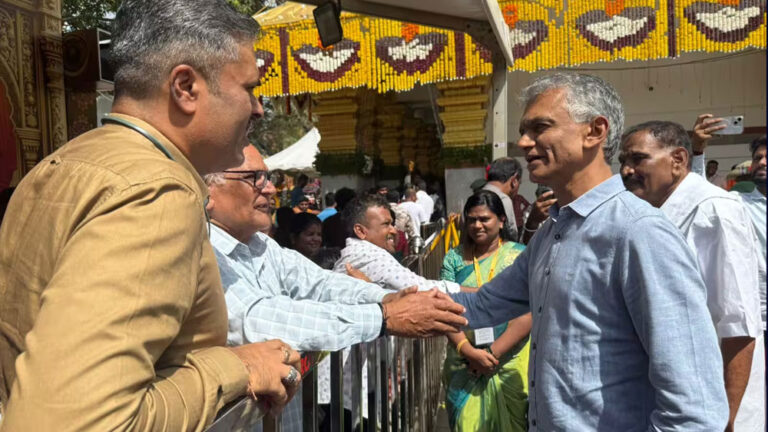 ಹಾಸನಾಂಬೆ ದರ್ಶನ : ಅಚ್ಚುಕಟ್ಟು ವ್ಯವಸ್ಥೆಗೆ ಭಕ್ತಗಣ ಮೆಚ್ಚುಗೆ