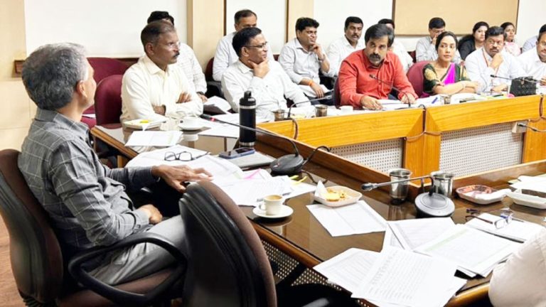 ಉಪ ವಿಭಾಗಾಧಿಕಾರಿಗೆ ಕೃಷ್ಣಬೈರೇಗೌಡ ತರಾಟೆ