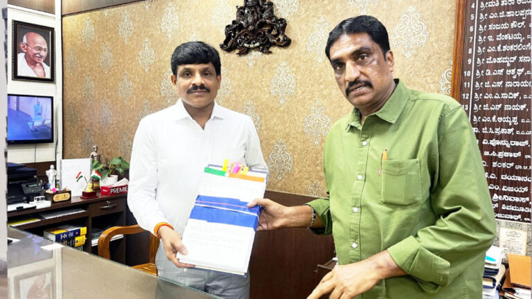 ಭ್ರಷ್ಟ ಅಧಿಕಾರಿಗಳಿಂದ ಭೂಗಳ್ಳರ ಪಾಲಾಗಿರುವ 200 ಕೋಟಿ ರೂ. ಮೌಲ್ಯದ ಭೂಮಿ ವಶಕ್ಕೆ ಆಗ್ರಹ