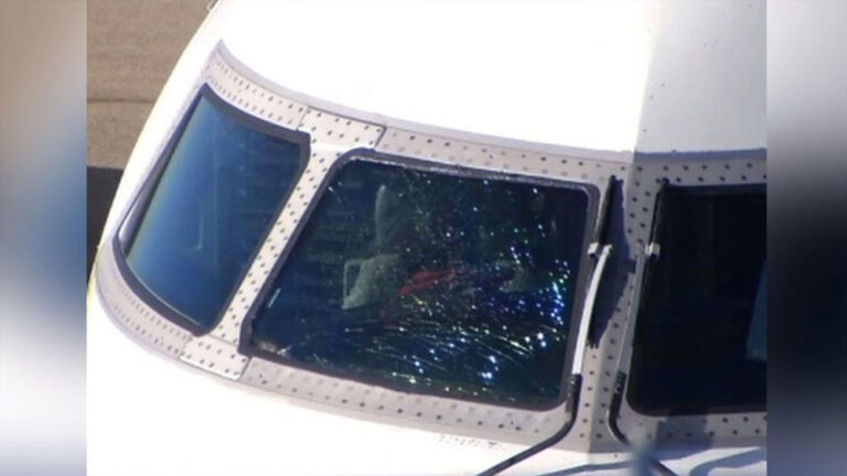 ಕಿಟಿಕಿ ಗಾಜು ಒಡೆಡಿದ್ದ 76 ಪ್ರಯಾಣಿಕ ಖಾಸಗಿ ವಿಮಾನ ಚೆನ್ನೈನಲ್ಲಿ ತುರ್ತು ಭೂಸ್ಪರ್ಶ