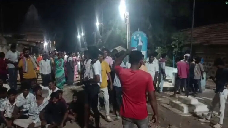 ಉರುಸ್‌‍ ಮೆರವಣಿಗೆ ಸಮಯದಲ್ಲಿ ಕಲ್ಲು ತೂರಾಟ, ಬೆಳಗಾವಿ ಬೂದಿ ಮುಚ್ಚಿದ ಕೆಂಡ