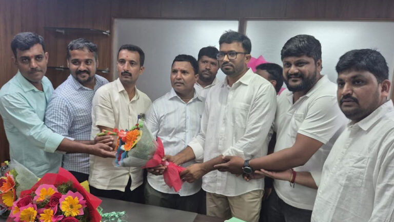 ಜವಳಿ ಮತ್ತು ಕೈಮಗ್ಗ ಮೂಲಸೌಕರ್ಯ ಅಭಿವೃದ್ದಿ ನಿಗಮದ ಅಧ್ಯಕ್ಷರಾಗಿ ಚೇತನ ಗೌಡ ಅಧಿಕಾರ ಸ್ವೀಕಾರ