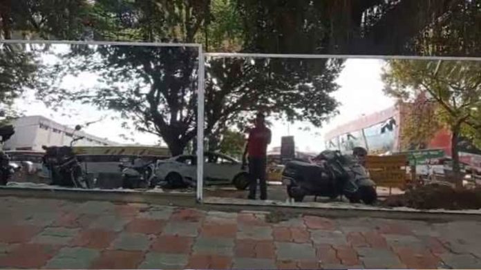 Mysuru Civic Body Installs Mirrors on Roadsides to Stop Public Urination